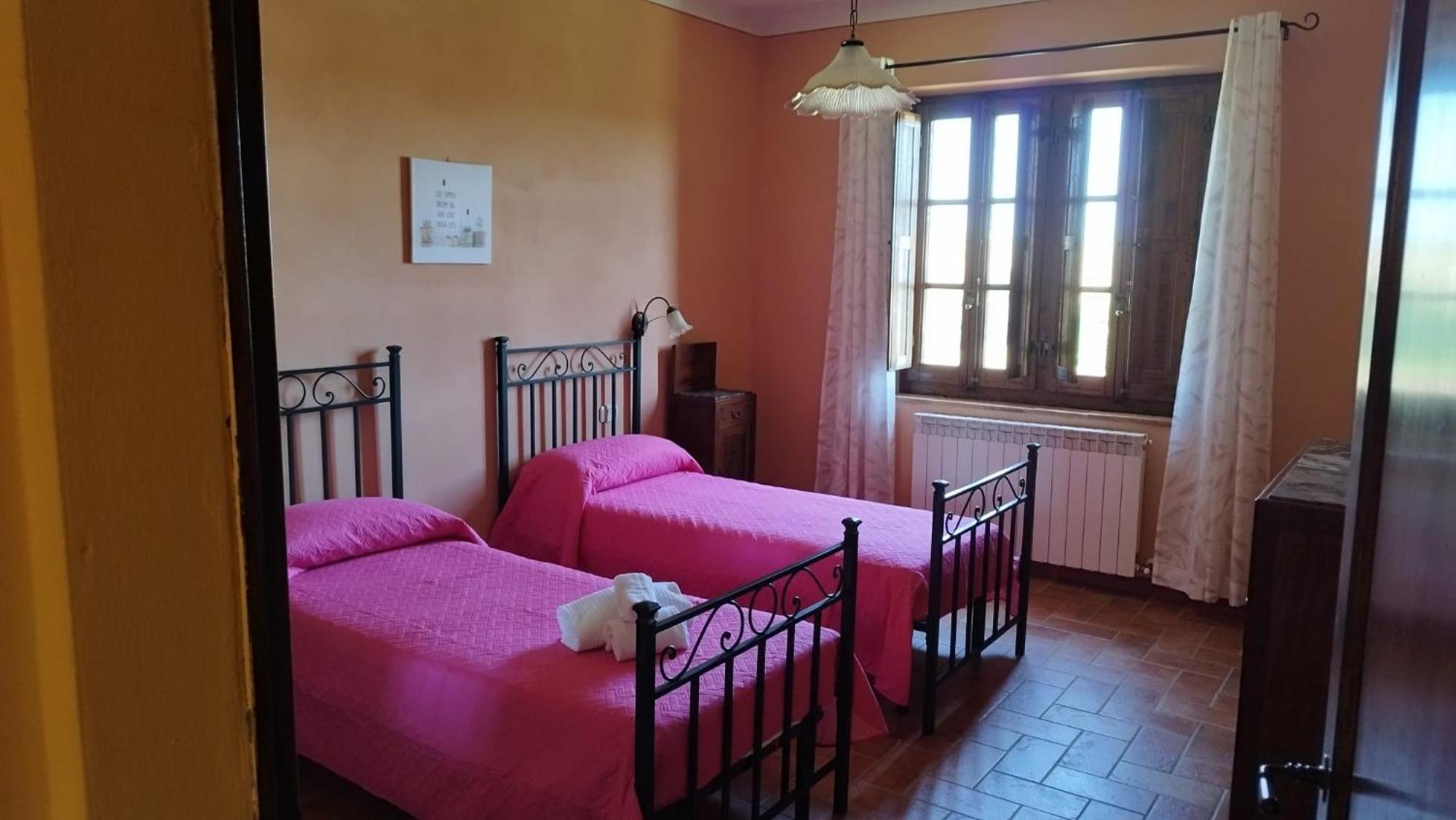 Agriturismo Caliano Asciano Buitenkant foto