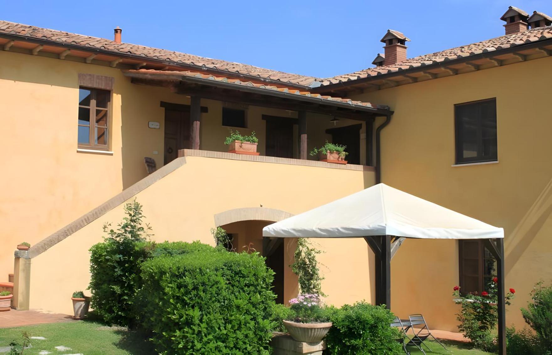 Agriturismo Caliano Asciano Buitenkant foto