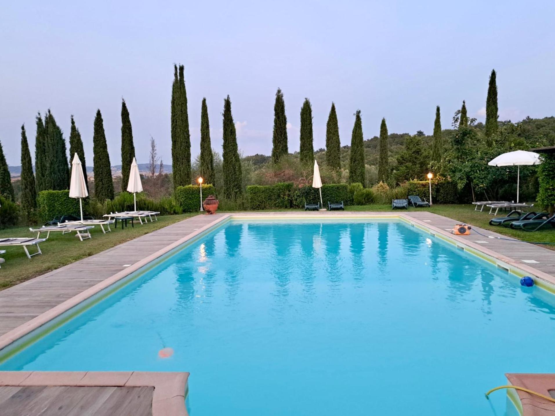 Agriturismo Caliano Asciano Buitenkant foto